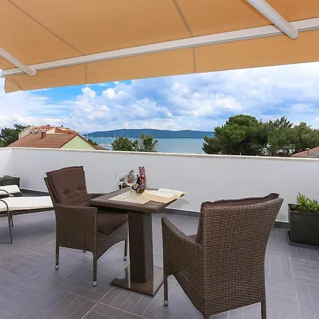Ena&toni Appartement Kaštela