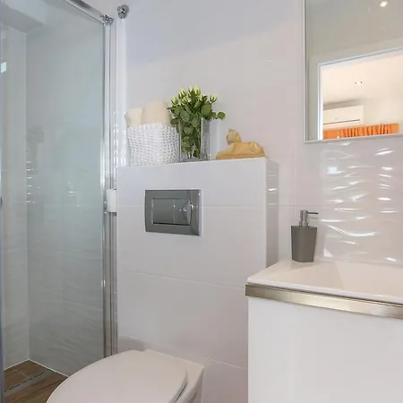 Ena&toni Appartement Kaštela